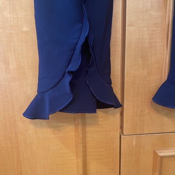 NWOT Size 14 International Concepts Navy Blue 88% polyester w/ ruffles on back☘️ - Picture 4 of 9